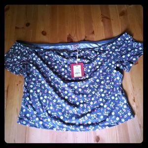 NWT Ribbed Off the Shoulder Crop Top